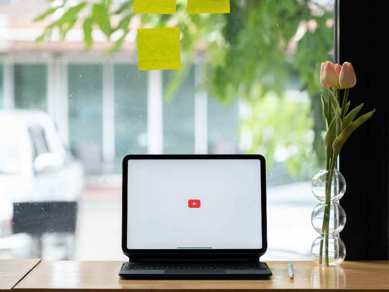 YouTube बिना पूंजी के पैसे कैसे कमाए? 2025