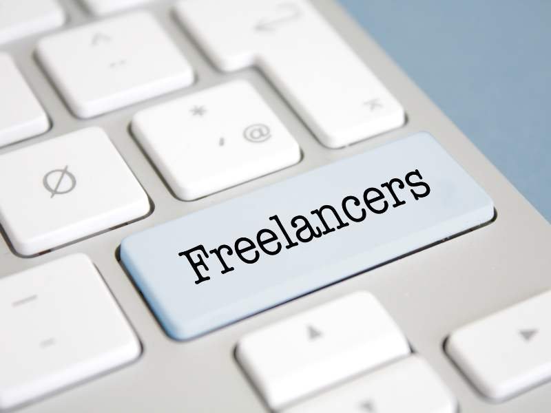 Freelancing Meaning in Hindi